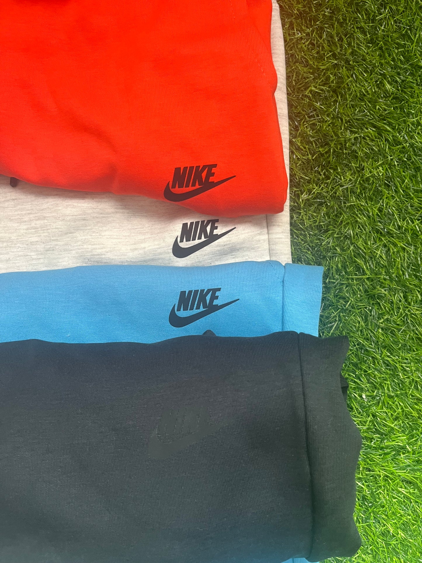 Tech Fleece Sorc Crveni