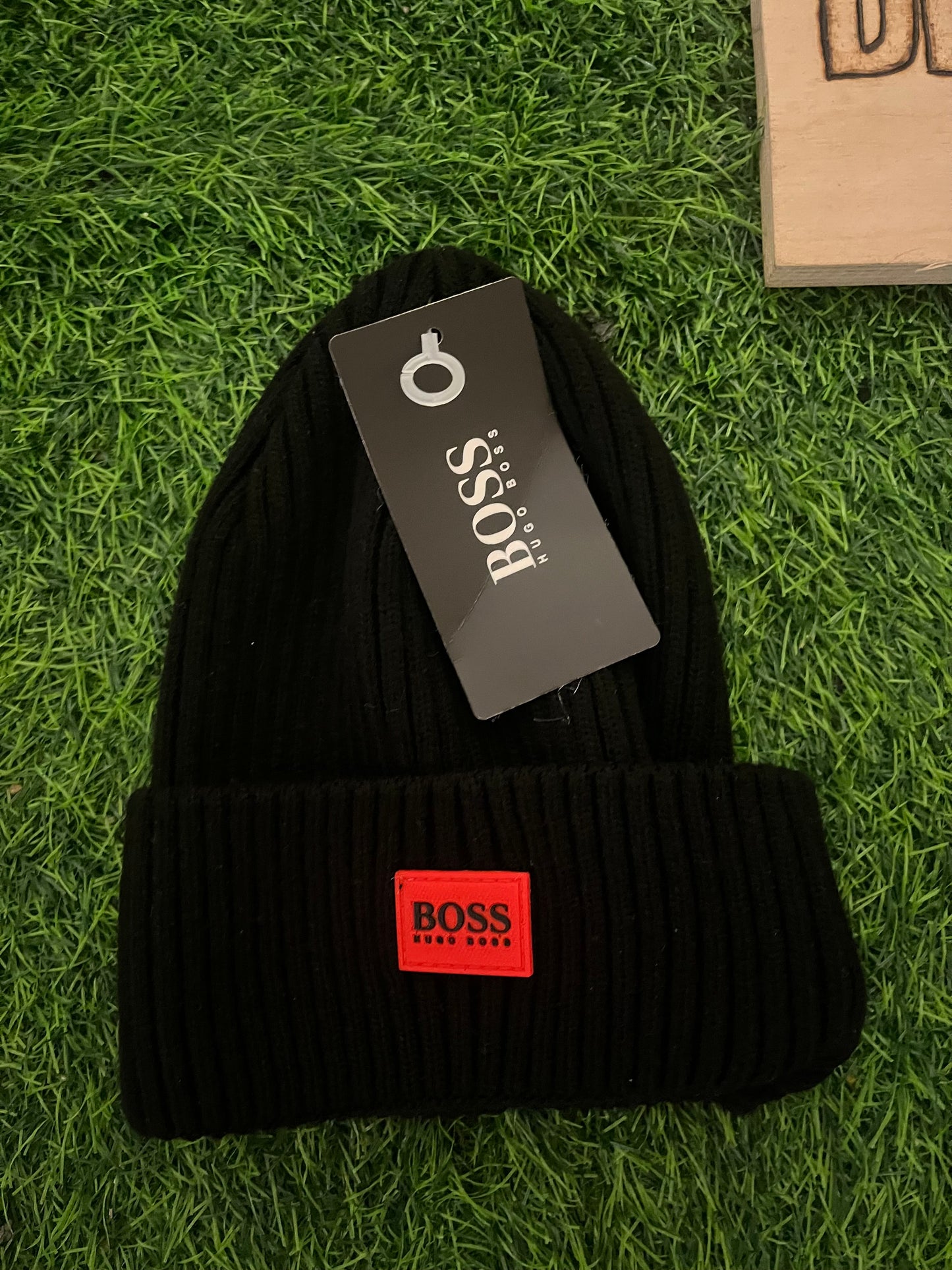 Hugo Boss Kapa Crna -50%%
