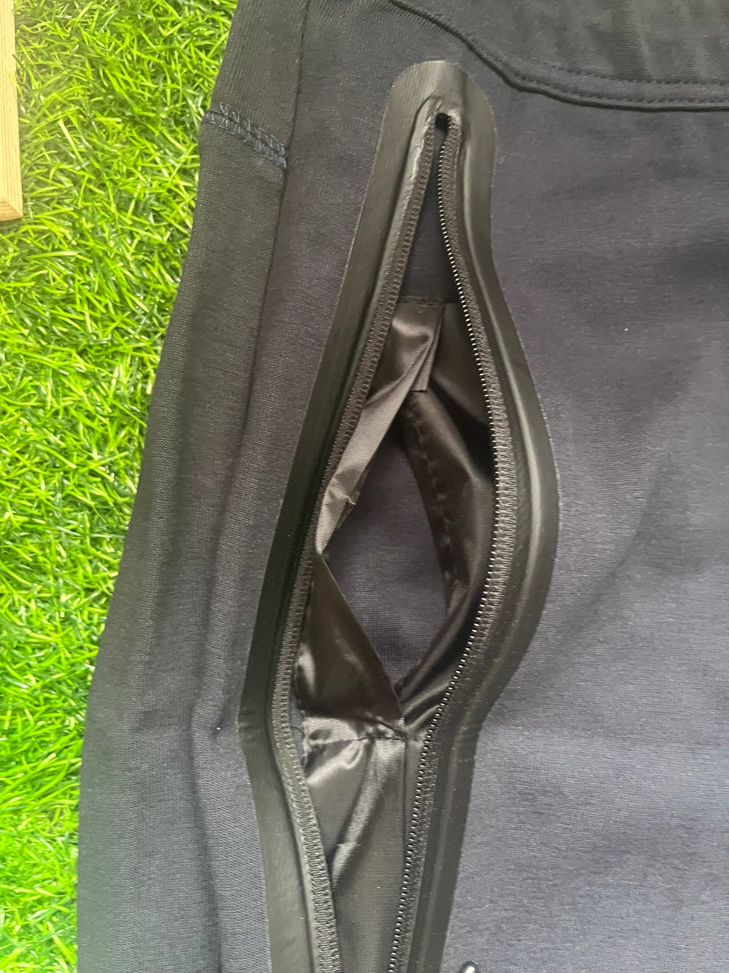 Tech Fleece Sorc Crni