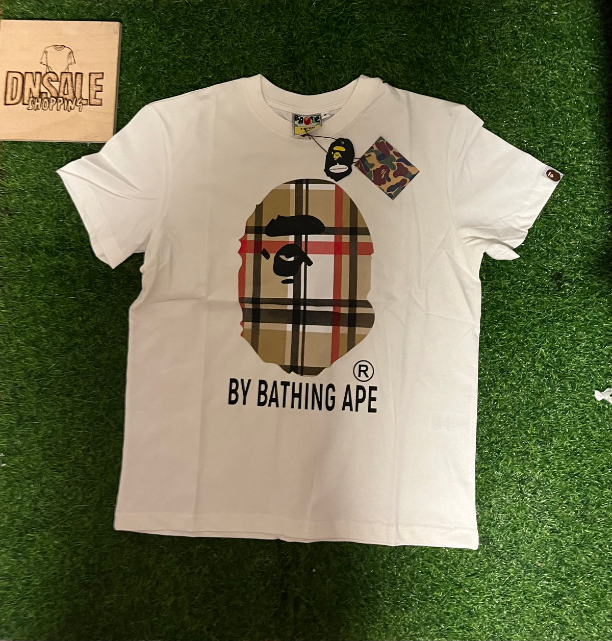 Bape x Burberry Majica Bela