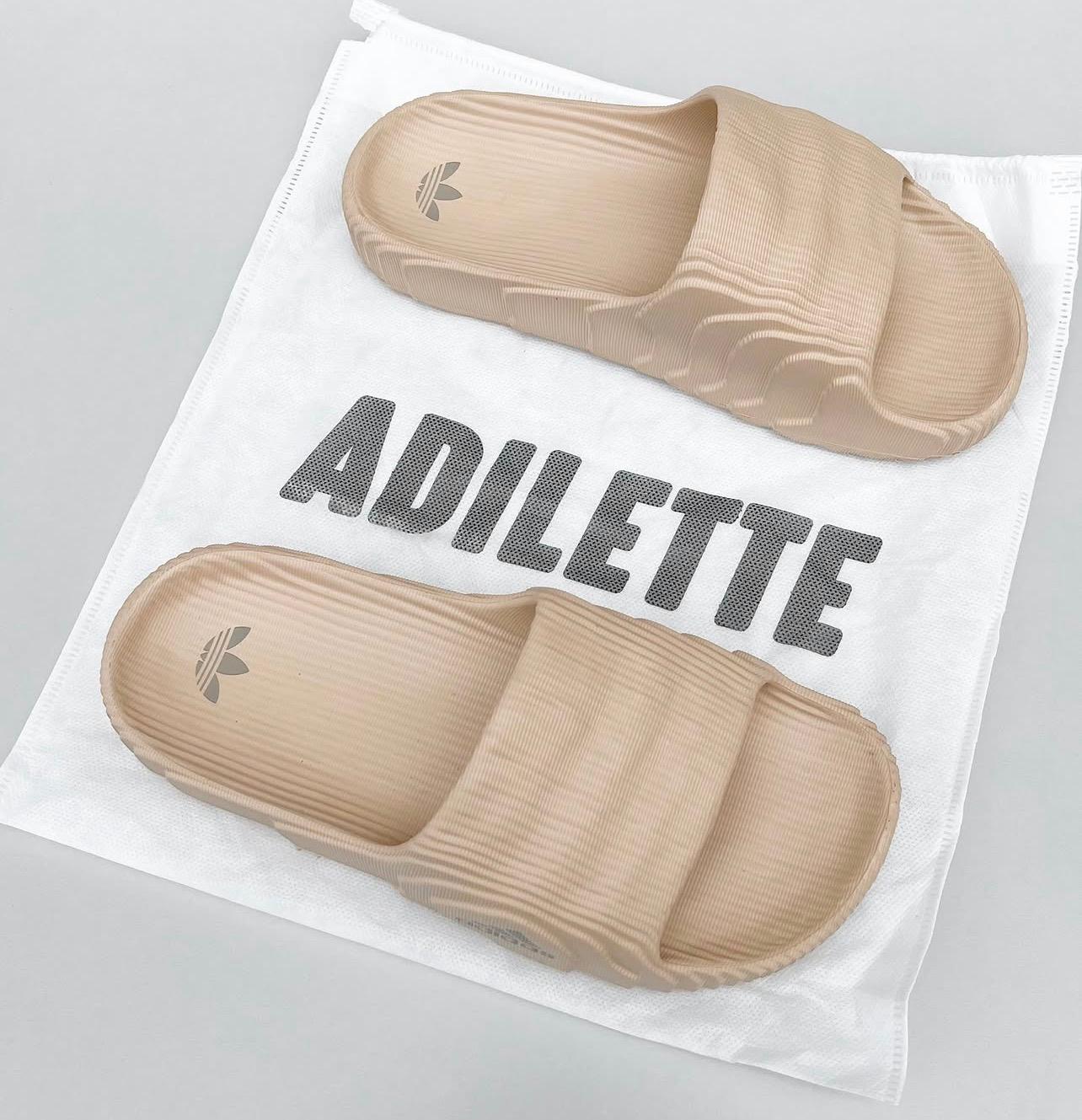 Yezzy Adilette Papuce Bez