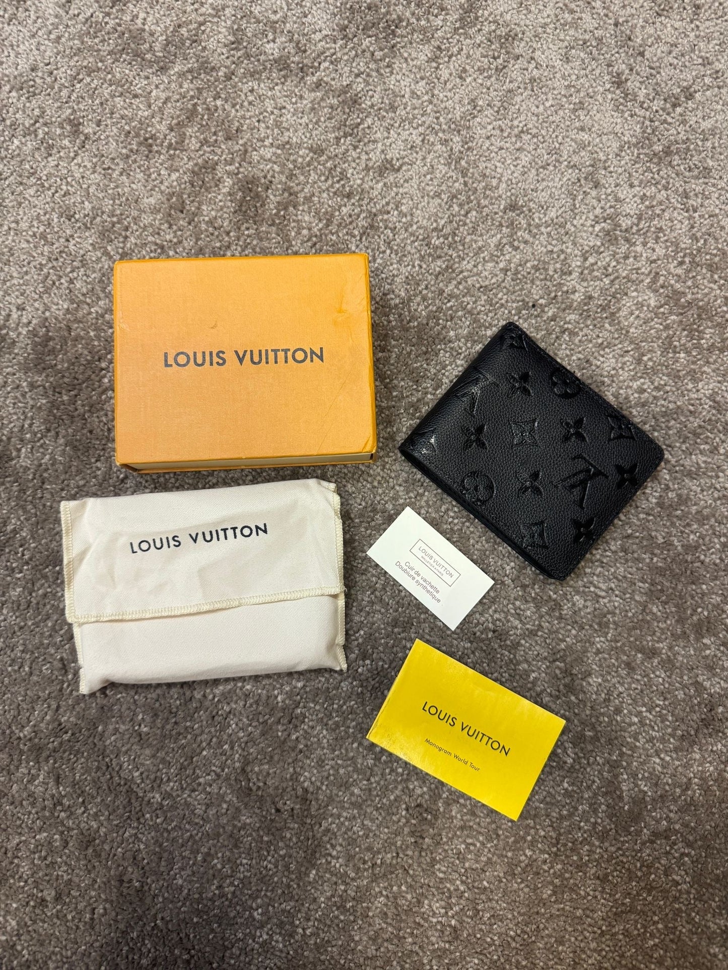 LV Novcanik ( -20%% )