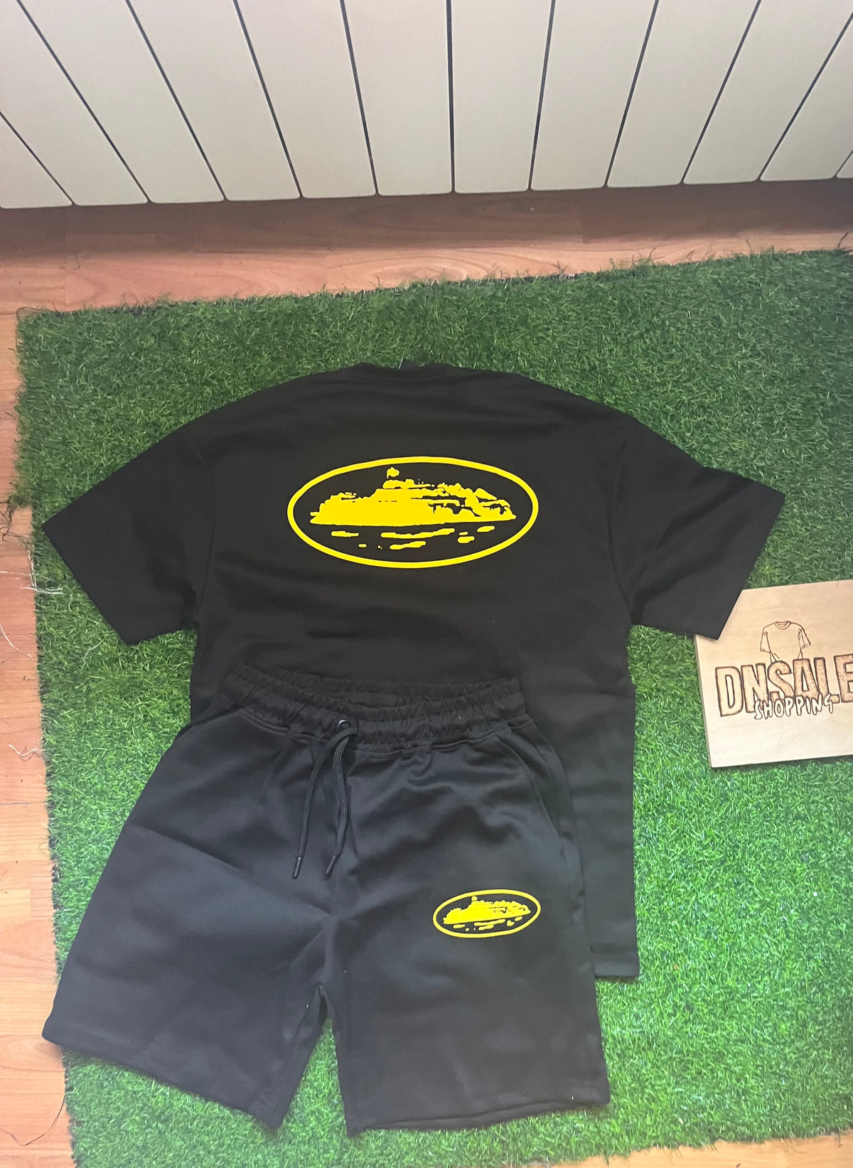 Corteiz Logo Summer Set ( Majica + Sorc ) Crni