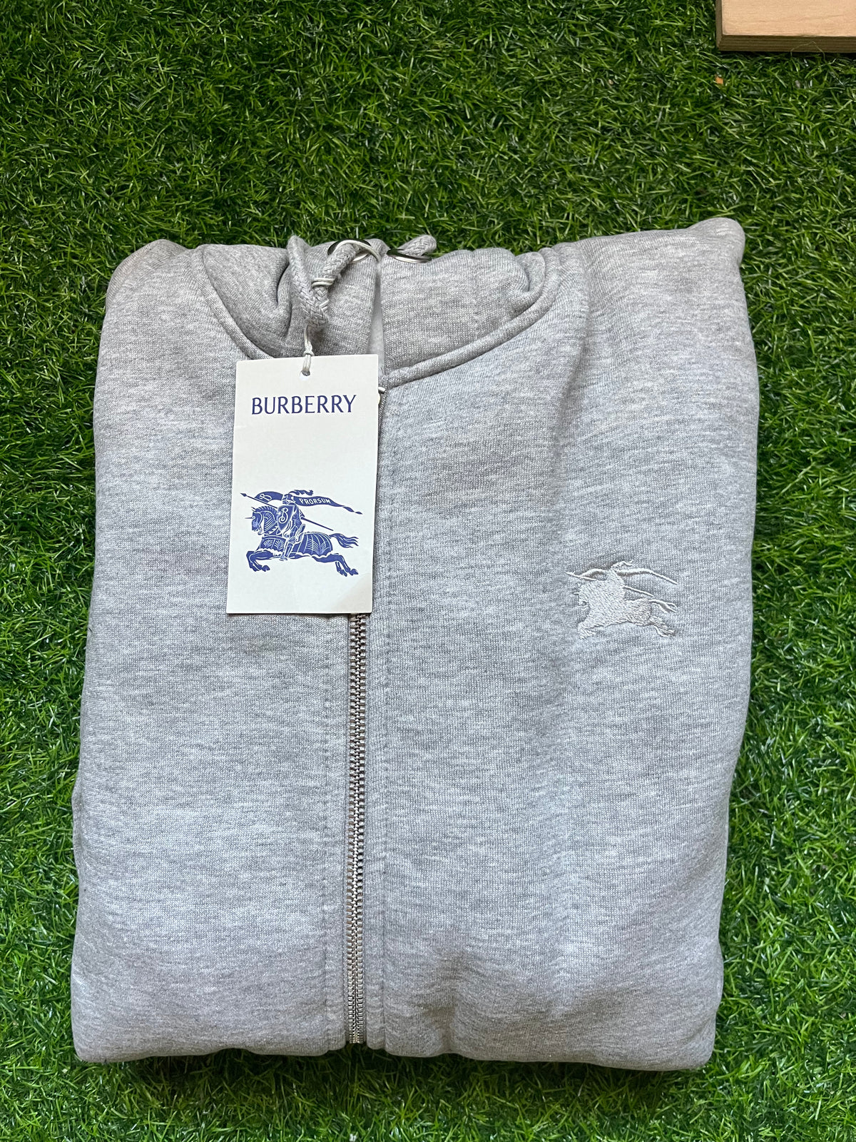 Burberry Duks Sivi -20%%