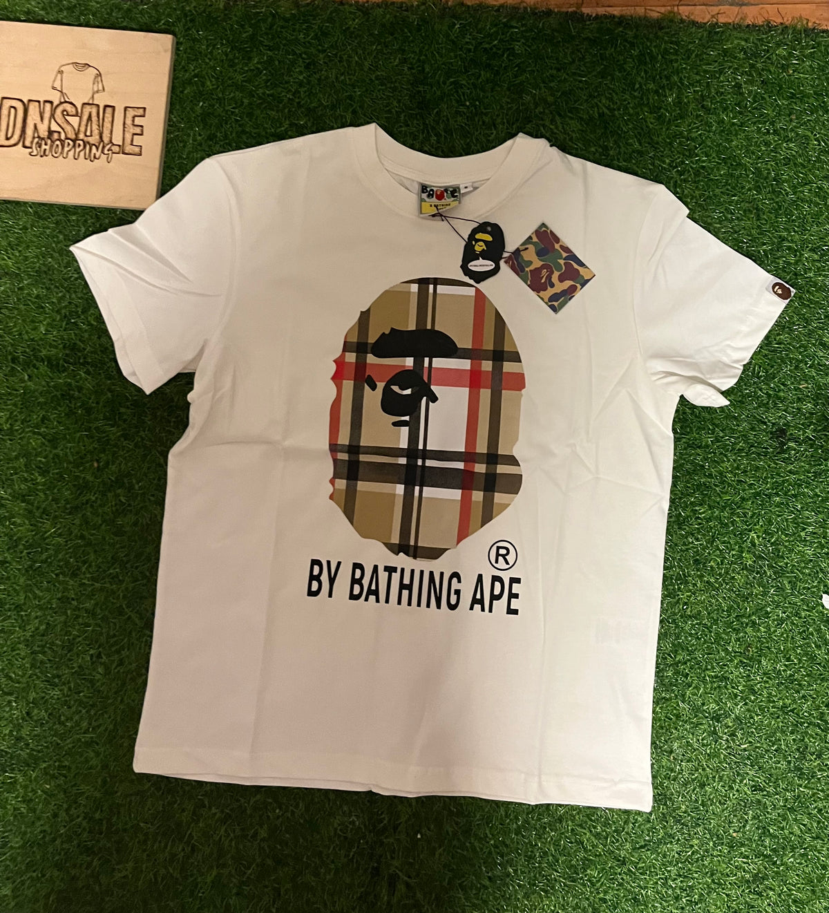 Bape x Burberry Majica Bela