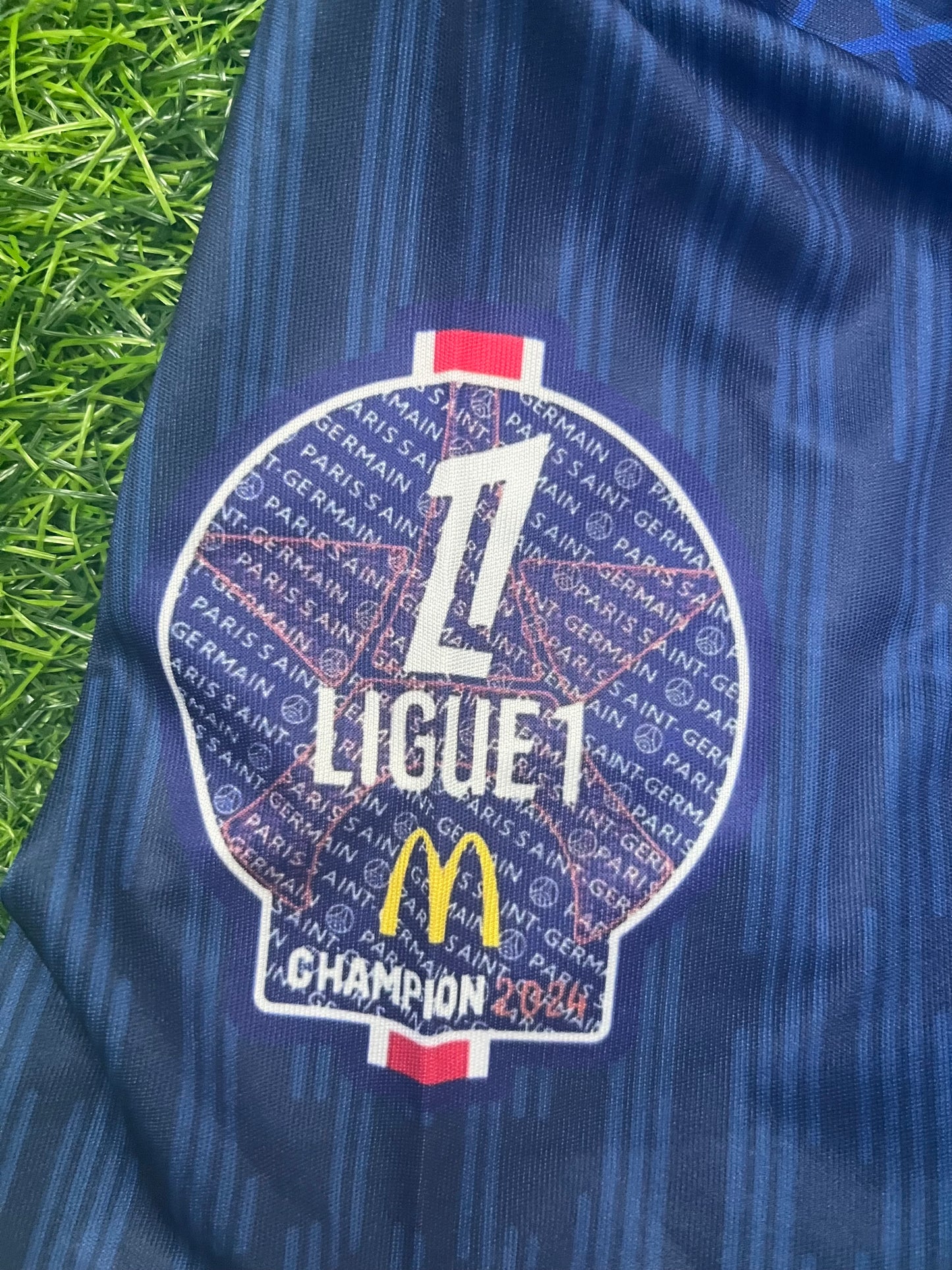 Kvaratskhelia PSG Ligue 1 Dres