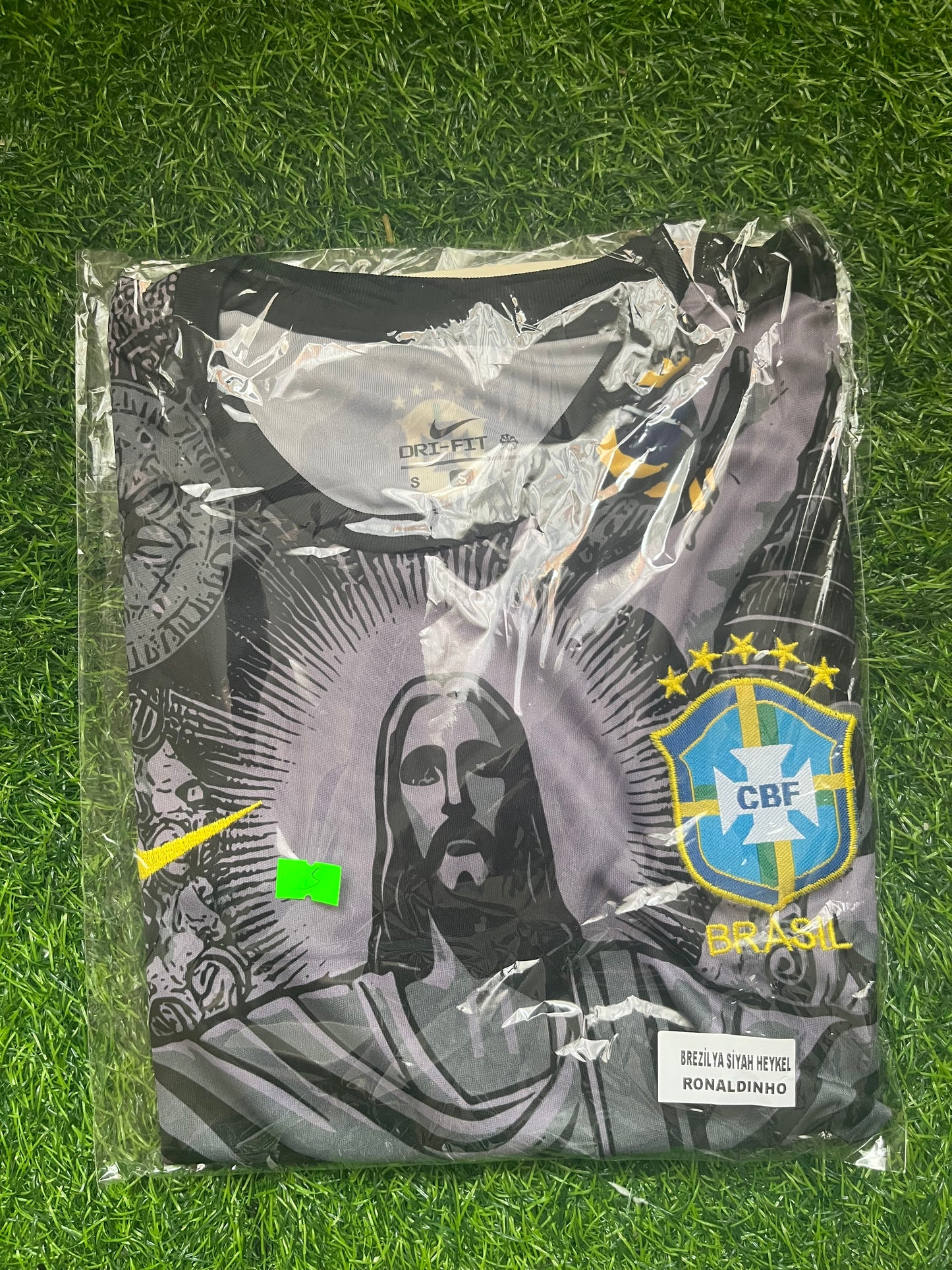 Brasil Rio de Janeiro Ronaldinho Dres -15%%