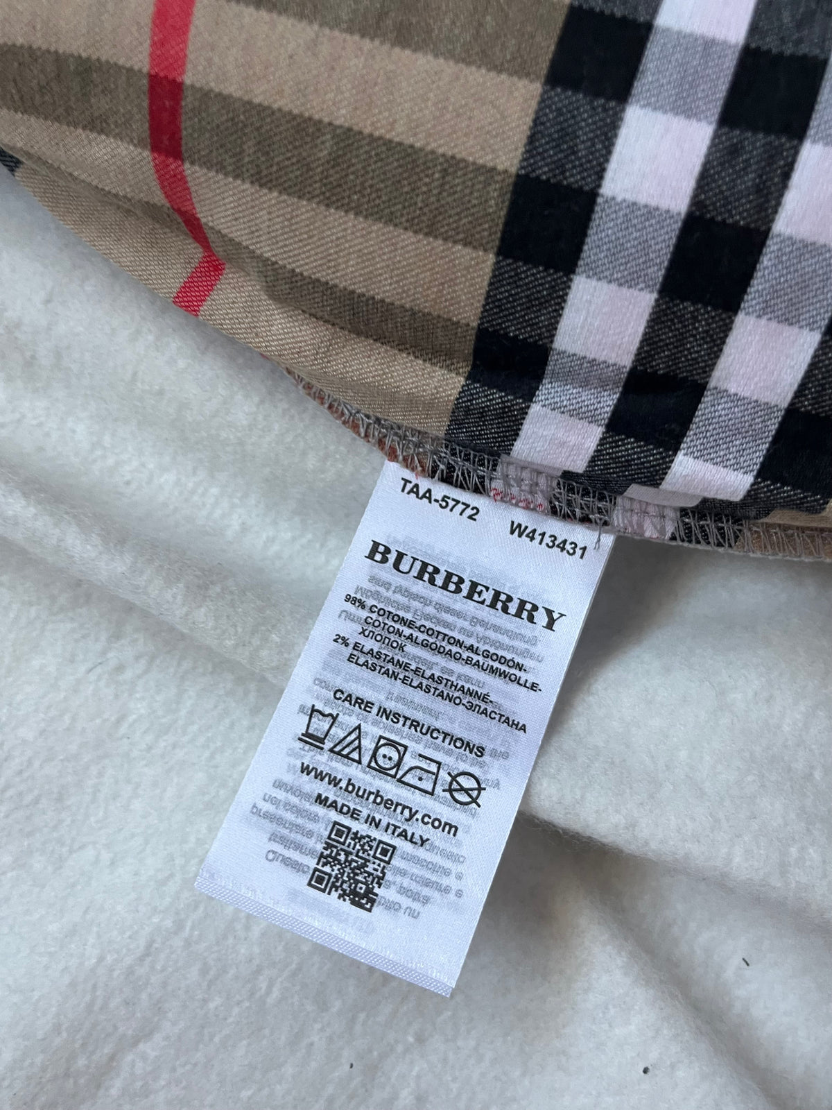 Burberry Duks Sivi -20%%
