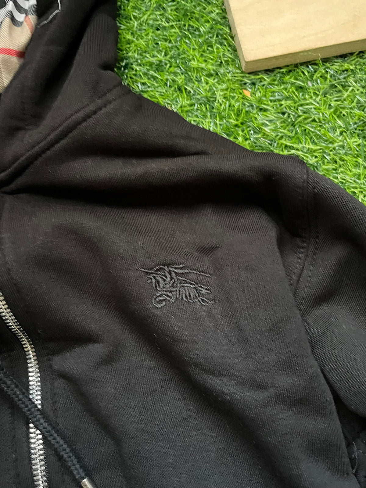 Burberry Duks Crni -20%%