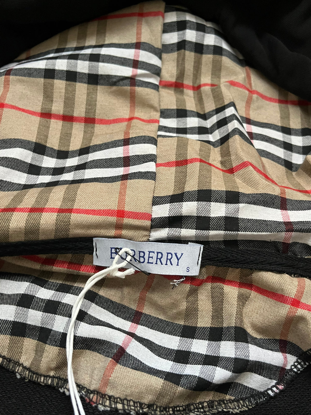 Burberry Duks Crni -20%%